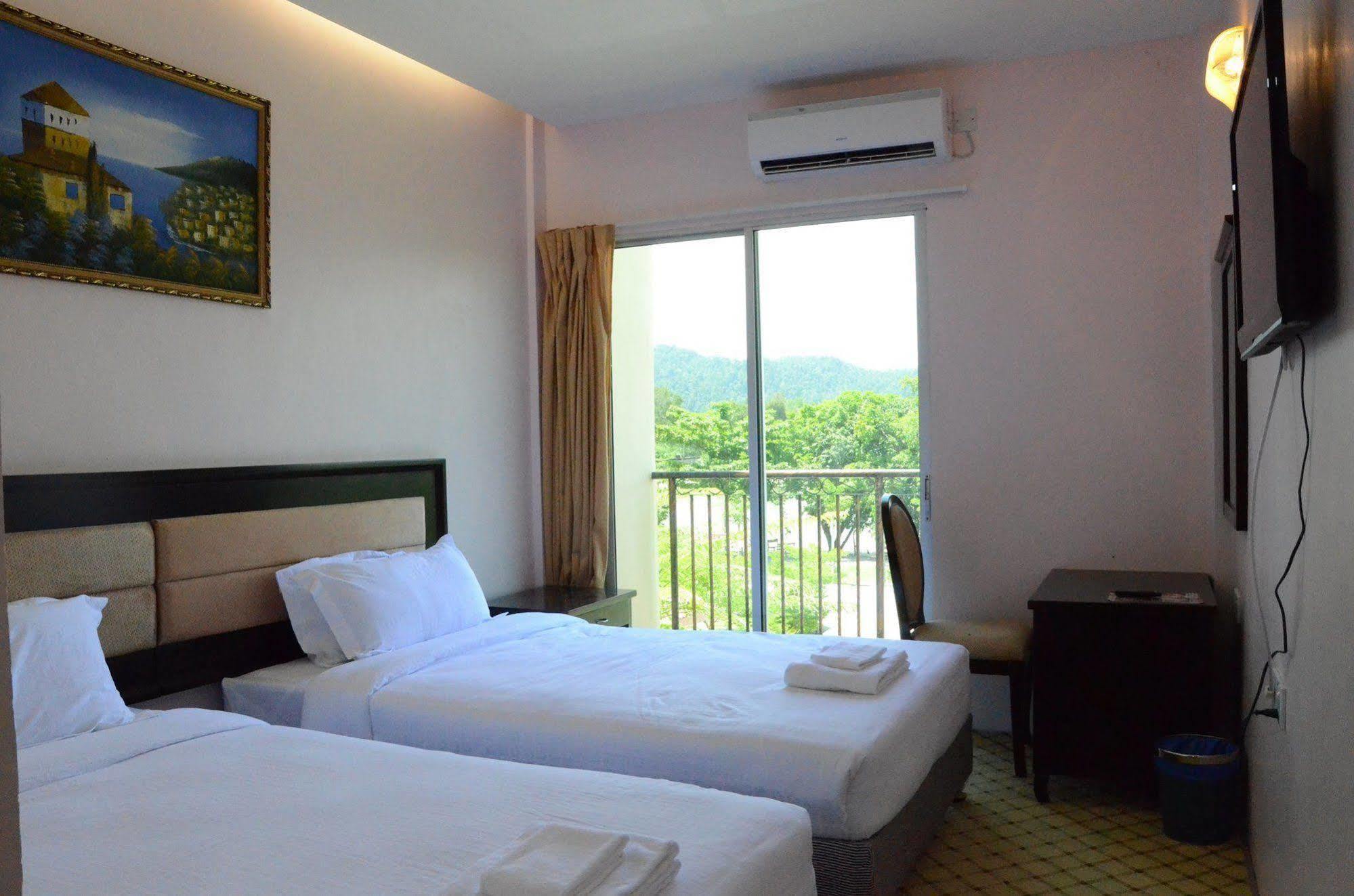 Yeob Bay Hotel & Resort Lumut Exterior foto